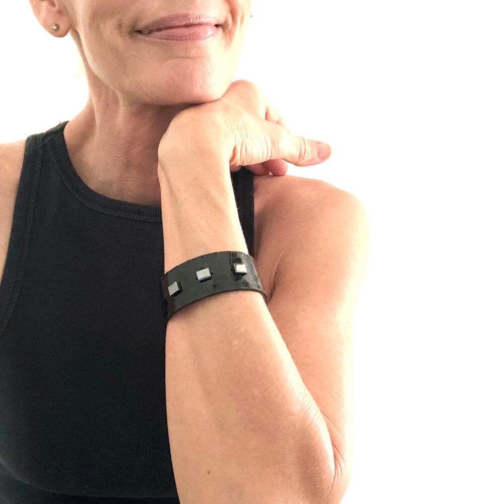 MishaGirl Handmade Black Snakeskin Bracelet with Hemetite Beads